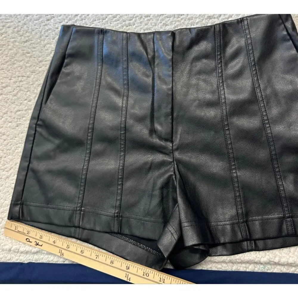 Dynamite Womens Faux Leather Shorts Size 6